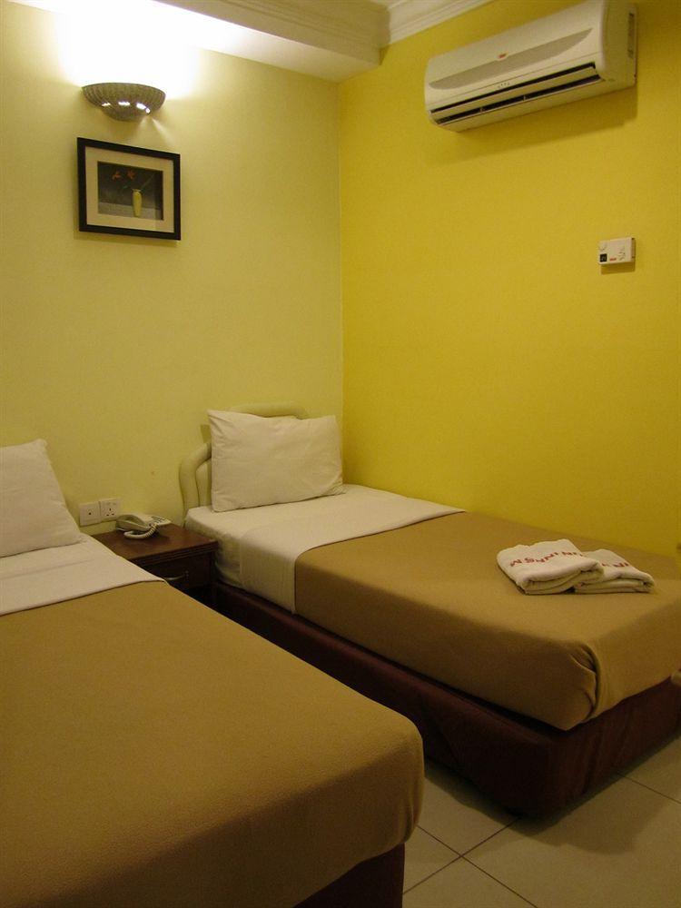 Sun Inns Hotel Kuala Selangor Exterior foto