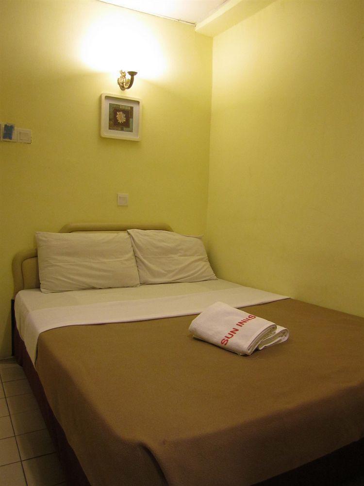 Sun Inns Hotel Kuala Selangor Exterior foto