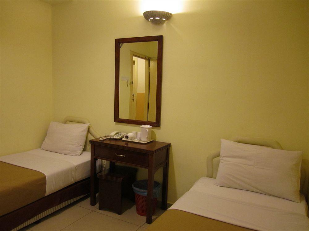 Sun Inns Hotel Kuala Selangor Exterior foto