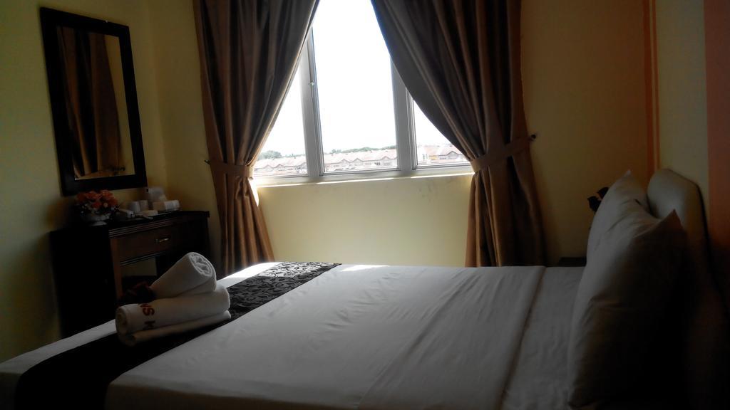 Sun Inns Hotel Kuala Selangor Exterior foto