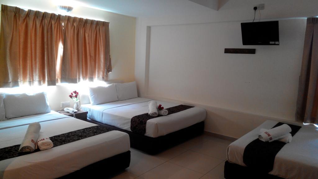 Sun Inns Hotel Kuala Selangor Exterior foto