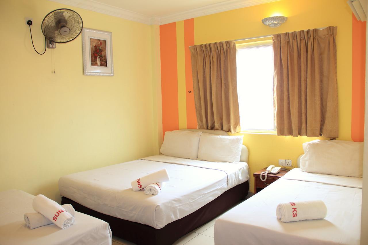 Sun Inns Hotel Kuala Selangor Exterior foto
