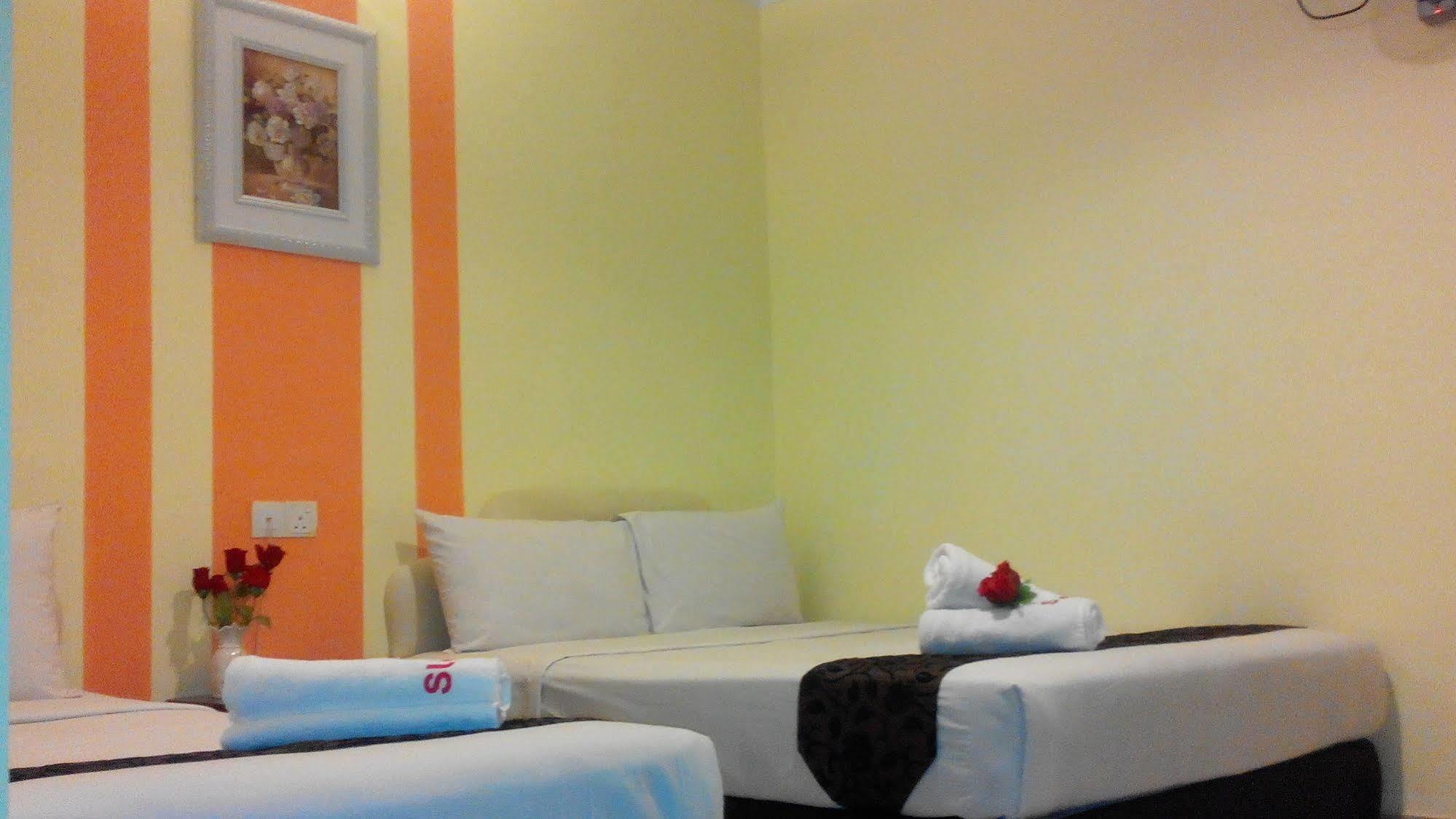 Sun Inns Hotel Kuala Selangor Exterior foto